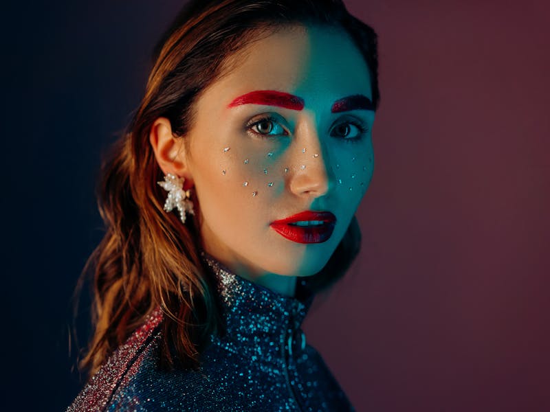 **Otkrijte Najbolje Milk Makeup Lip Cheek Stickove: Višenamjenska Rumenila za Savršen Prirodan Izgled** - Third Image