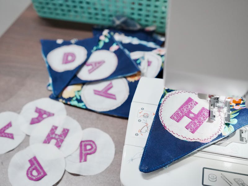 ** DIY Projekti za Svakoga: Kreativne Ideje za Dekoraciju, Baštovanstvo i Personalizovane Poklone** - Second Image