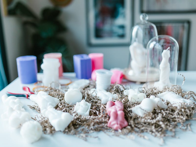 ** Oslobodite Svoj Kreativni Potencijal: 5 DIY Ideja za Uređenje Doma i Izradu Nakit** - Third Image