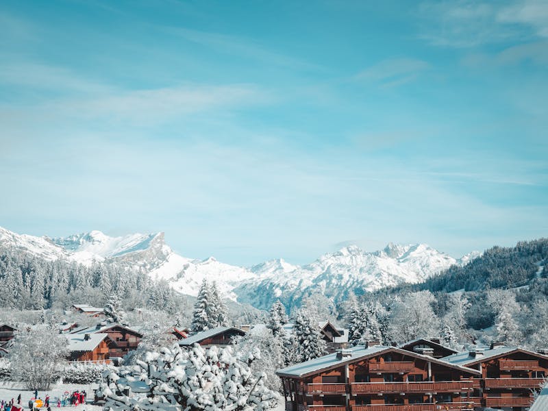 **DIY Novogodišnje Ideje: Kako Stvoriti Magiju za Praznike Vlastitim Rukama** - Third Image