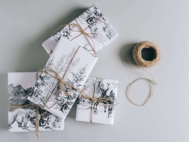 ** Kreativni Projekti za Posebne Blagdane i Unikatne Poklone** - Fourth Image