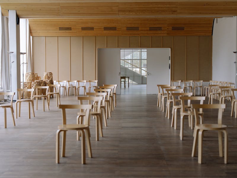 ** Savjeti za Unos Sjeverne Elegancije u Vaš Prostor** - Third Image