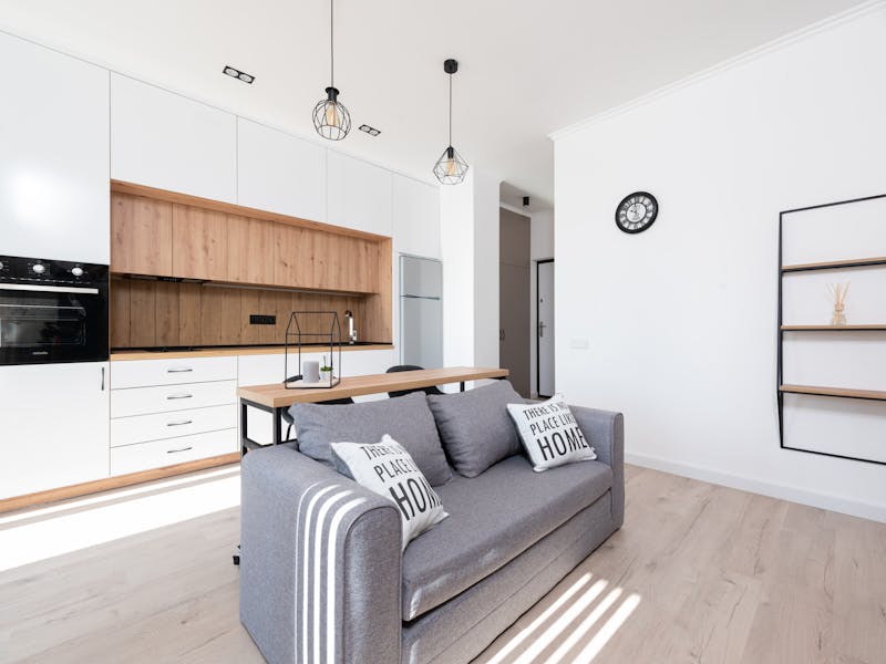 ** Kako Postići Minimalizam, Funkcionalnost i Udobnost** - Fourth Image