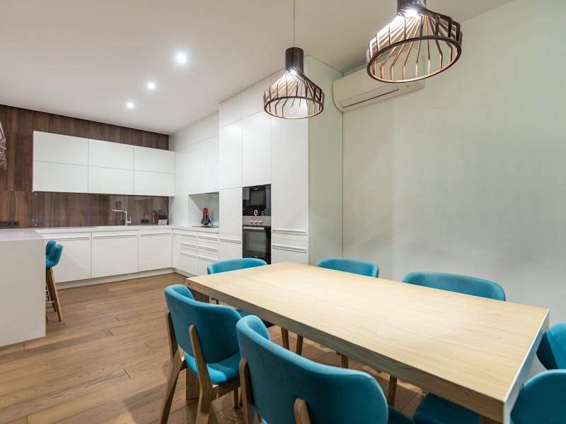 **10 Kreativnih Dizajnerskih Savjeta za Uređenje Doma: Unesite Stil i Funkcionalnost u Svaki Prostor** - Second Image