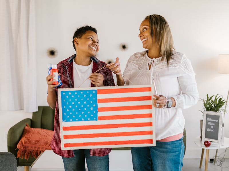 ** Kreativni DIY Projekti za Dekoraciju Doma, Vrtlarstvo i Djecu** - Third Image