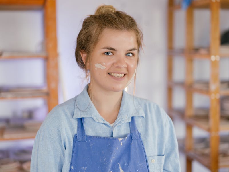 ** 10 Kreativnih Uradi Sam Ideja za Izradu Unikatnih Predmeta kod Kuće** - Second Image