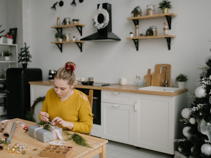 **DIY Božićne Ideje: Stvaranje Čarobne Atmosfere u Vašem Domu** - Second Image