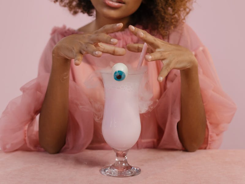 ### Kreativne  Stvarajte Magiju s Rukama i Uživajte u Prazničnoj Atmosferi - Second Image