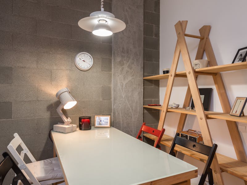 **Savjeti za Uređenje Doma u Industrijskom Stilu: Inspiracija za Funkcionalan i Estetski Prostor** - Third Image