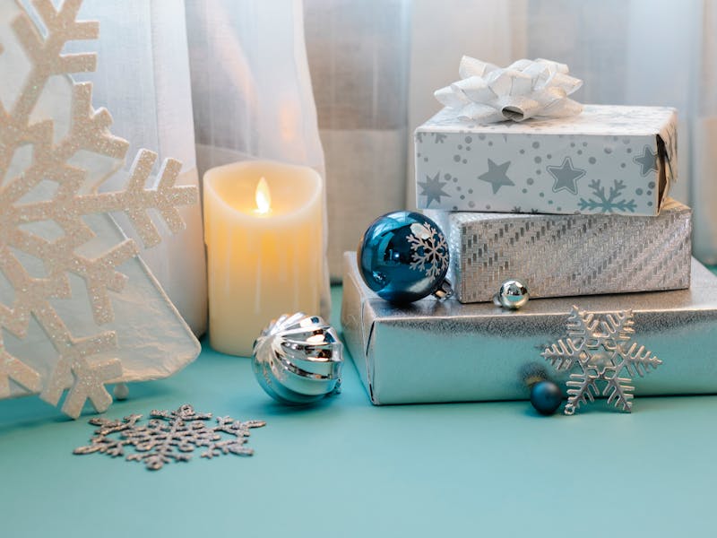 **Najbolje Kreativne Dekoracije i Pokloni za Prazničnu Magiju** - Second Image