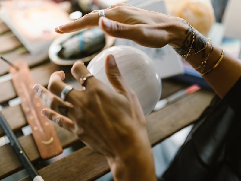 ** Kreativne  Stvarajte Magiju s Vlastitim Rukama** - Fourth Image