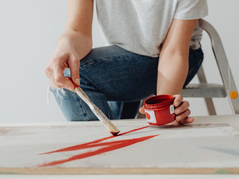 **10 Kreativnih Uradi Sam Ideja za Unapređenje Vašeg Prostora i Umjetničkog Izražavanja** - Second Image