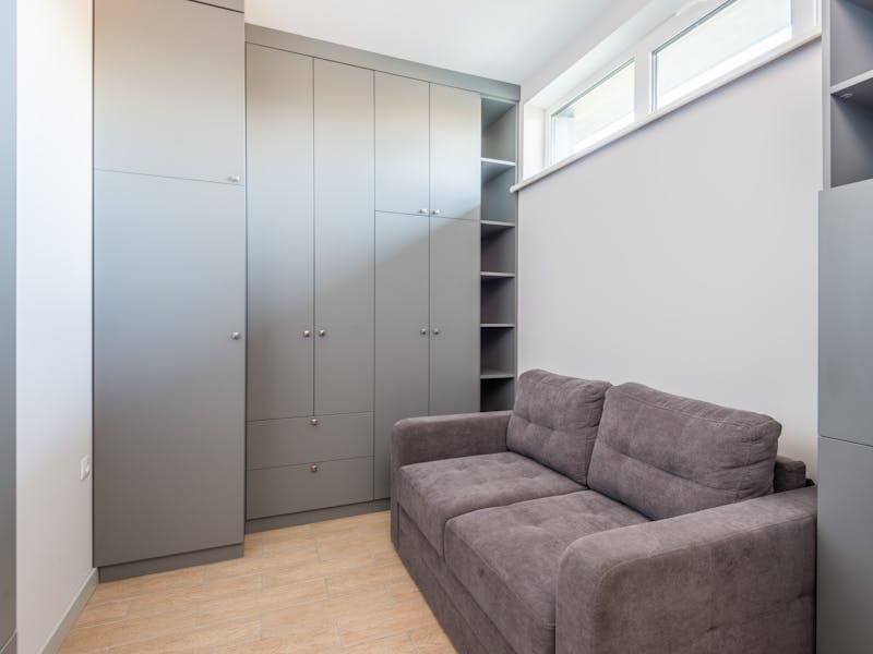 ** Praktični Savjeti za Minimalistički i Funkcionalan Interijer** - Fourth Image