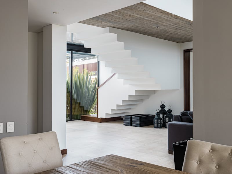 ** Savjeti za Minimalistički Prostor pun Udobnosti i Estetike** - Fourth Image