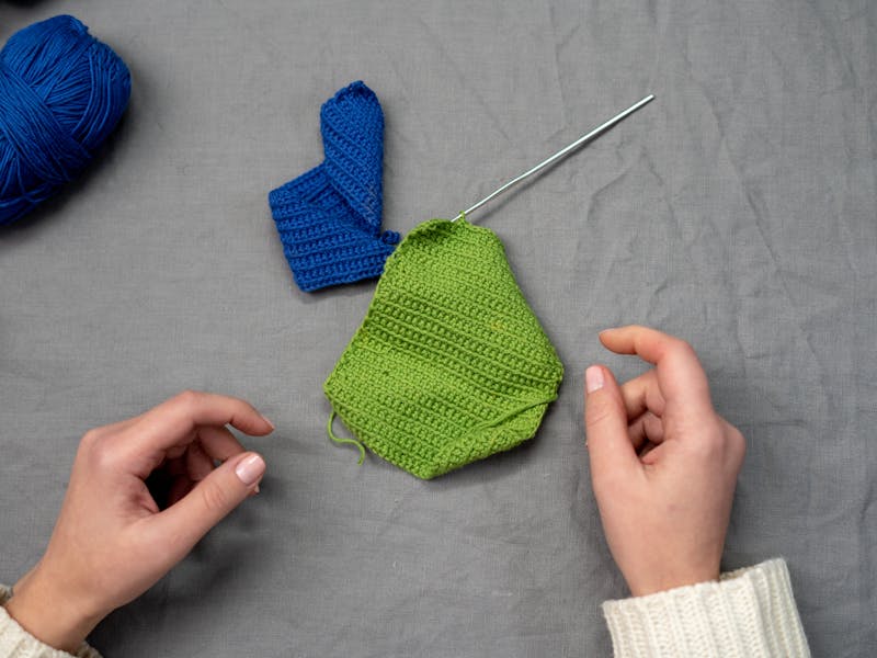 **Vrhunske DIY Ideje: Kreativni Uradi Sam Projekti za Vaš Dom** - Second Image