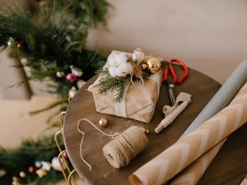 **DIY Božićne Ideje: Kako Stvoriti Nezaboravne Blagdanske Trenutke kod Kuće** - Second Image