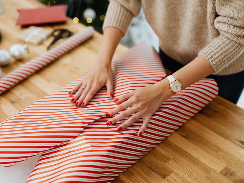 **Unikatne  Stvarajte Praznični Ugođaj s Kreativnim Projektima** - Second Image