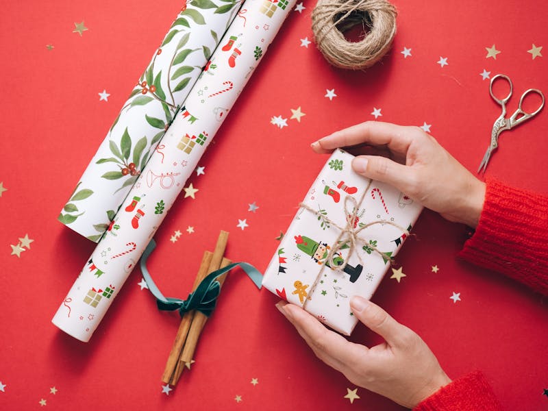 **DIY Božićne Ideje: Kako Stvoriti Magiju uz Vlastite Ruke za Nezaboravne Blagdane** - Second Image