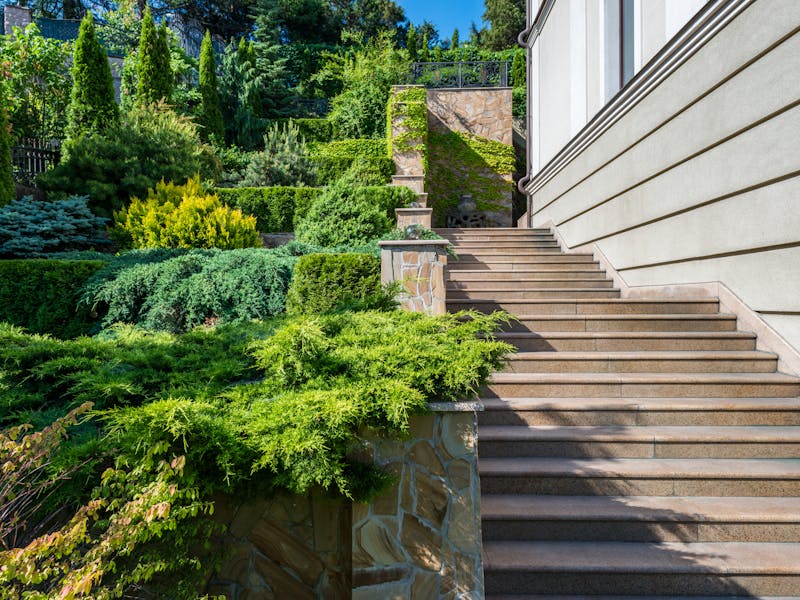 **Kako Stvoriti Zeleni Raj: Savjeti za Uređenje Vrtova i Bašta za Optimalan Rastu i Uživanje** - Third Image