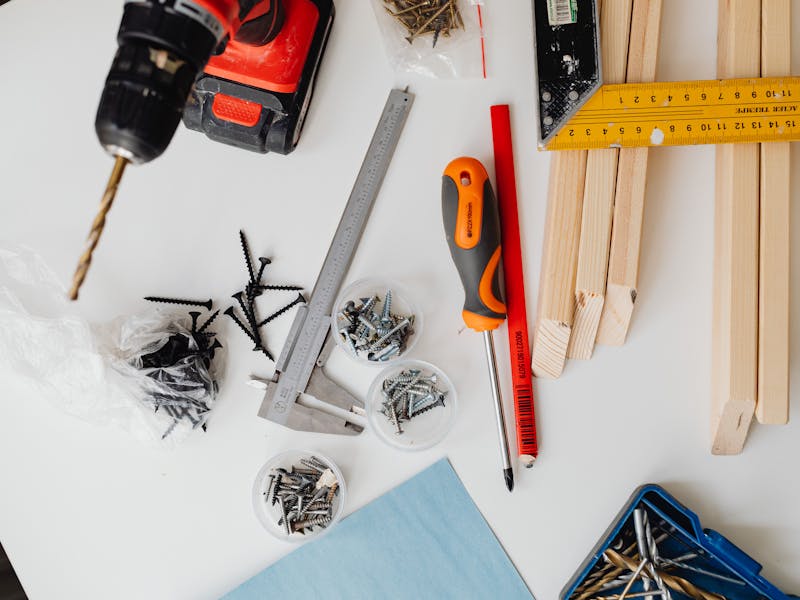 ** Kreativne i Praktične DIY Projekti za Vaš Dom** - Third Image