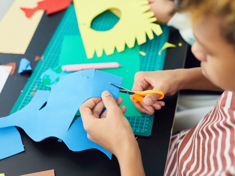 **Kako Postati Sam Svoj Majstor: DIY Savjeti i Ideje za Kreativne Projekte** - Second Image