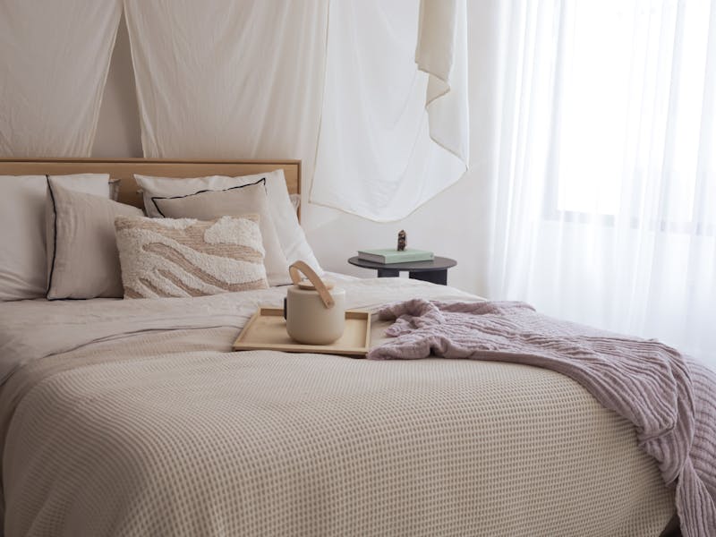 **Zen Dizajn Enterijera: Kako Stvoriti Srećniji Dom Kroz Minimalizam i Prirodne Materijale** - Third Image