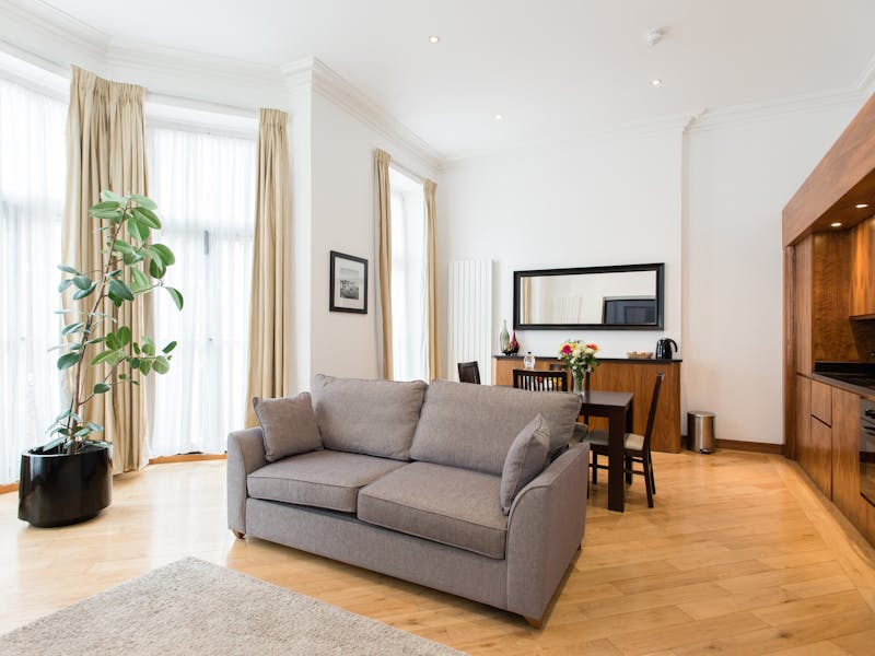 **Kako Urediti Dom uz Mali Budžet: Kreativne Ideje za Pristupačno Uređenje** - Second Image