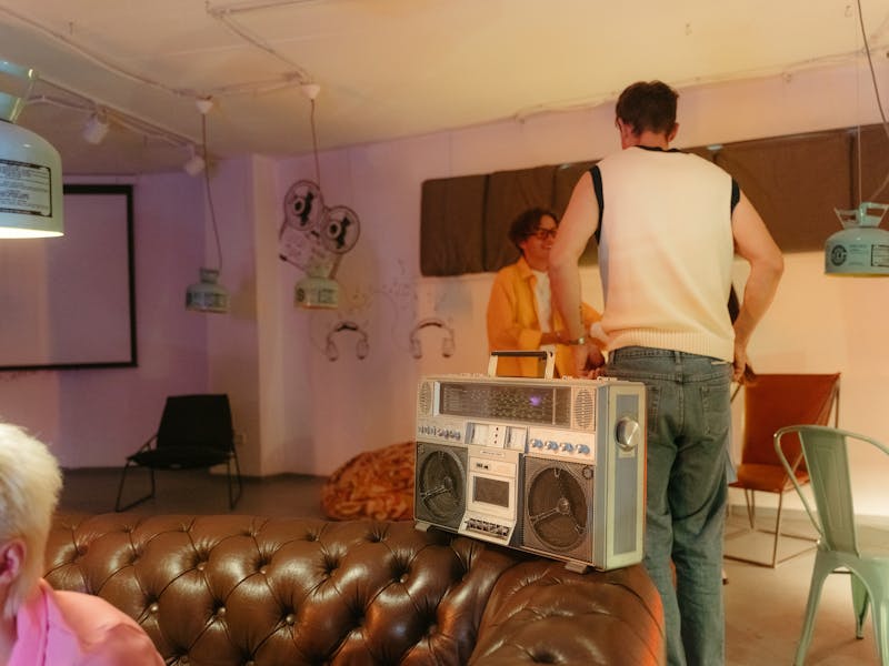 **Savjeti za Uređenje Doma u Industrijskom Stilu: Kako Stvoriti Moderan i Nostalgičan Prostor** - Fourth Image