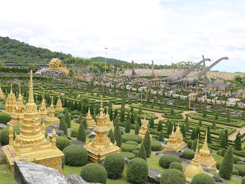 **Savjeti za Uređenje Vrtova i Bašta: Kako Stvoriti Prekrasan i Produktivan Prostor** - Second Image