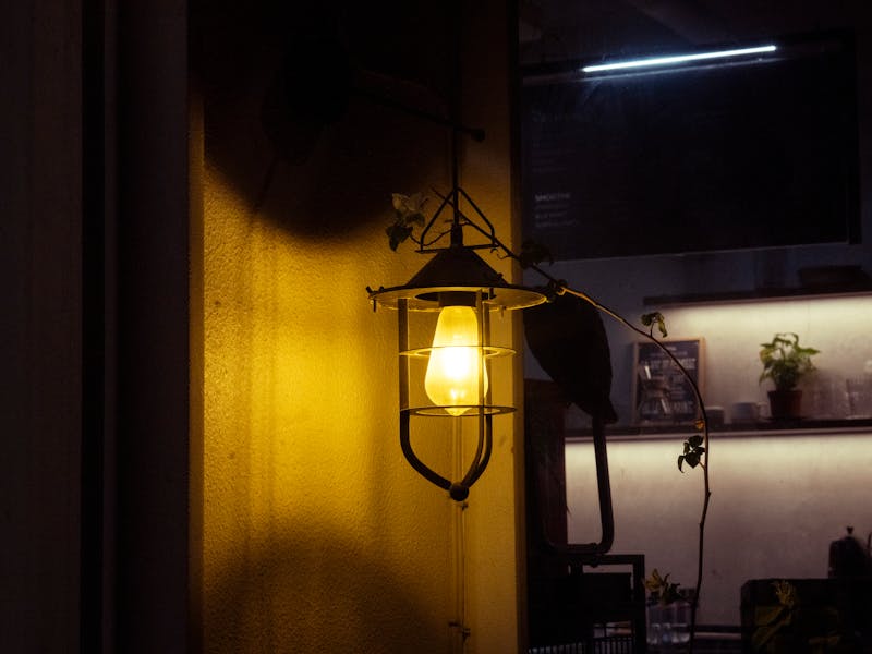 **Industrijsko Uređenje Doma: Savjeti za Stvaranje Modernog i Toplog Ambijenta** - Fourth Image