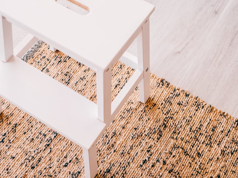 ** Vodič za Minimalizam i Udobnost u Vašem Prostor** - Fourth Image