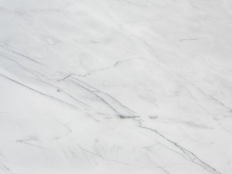 ** Savjeti za Minimalizam, Svjetlost i Prirodne Materijale** - Third Image