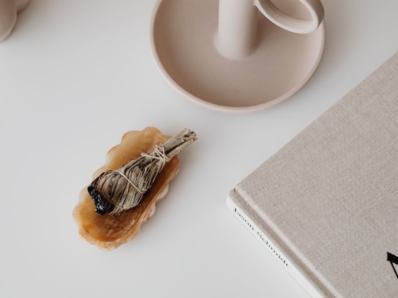 **Zen Dizajn Enterijera: Kako Stvoriti Miran i Srećan Dom** - Second Image