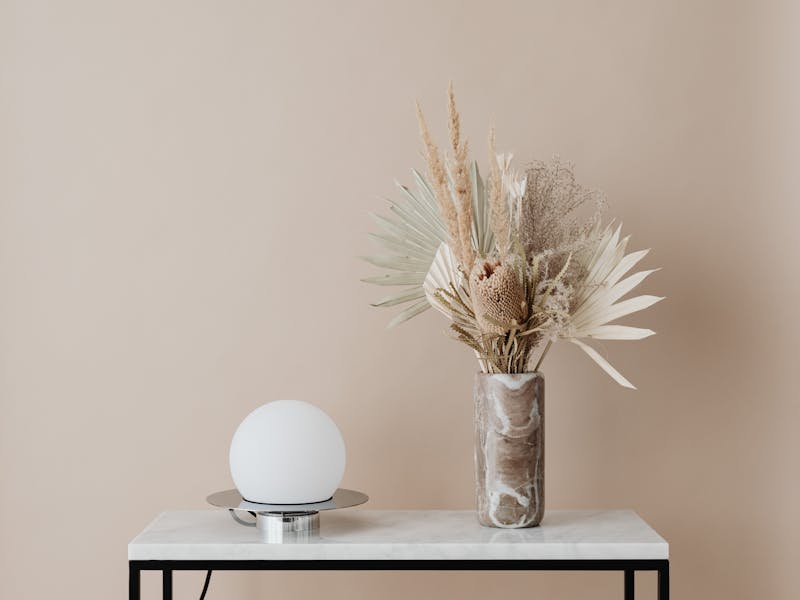 ** Vodič za Minimalizam i Udobnost u Vašem Prostor** - Second Image