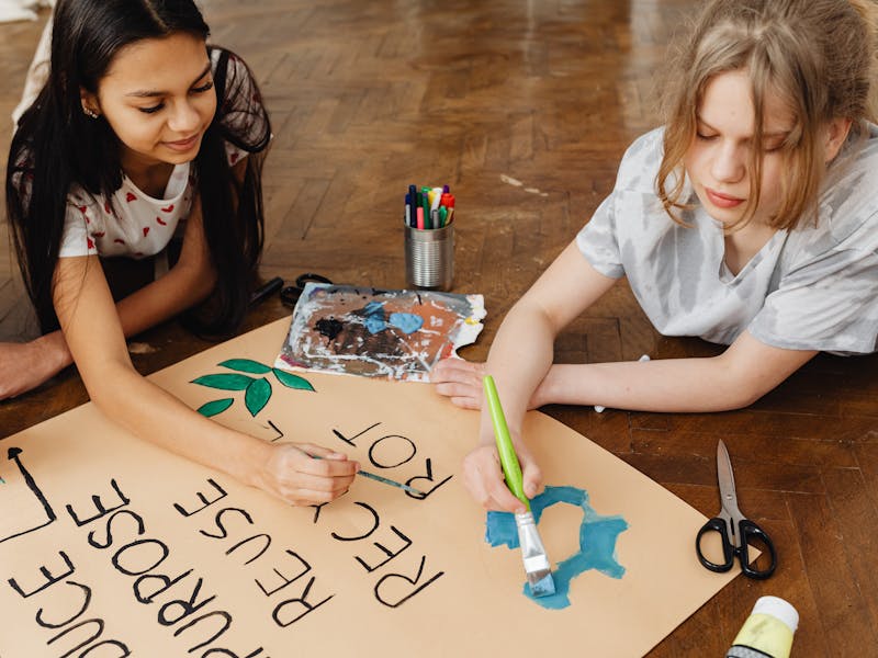 **Vrhunske DIY Ideje: Kreativni Uradi Sam Projekti za Svaki Dom** - Fourth Image