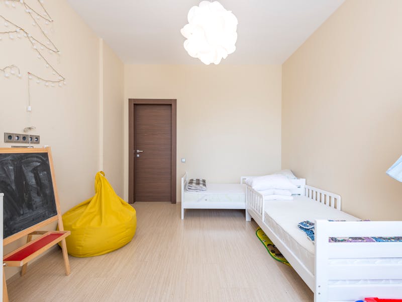 ** Savjeti za Minimalizam i Funkcionalnost u Vašem Prostoru** - Fourth Image