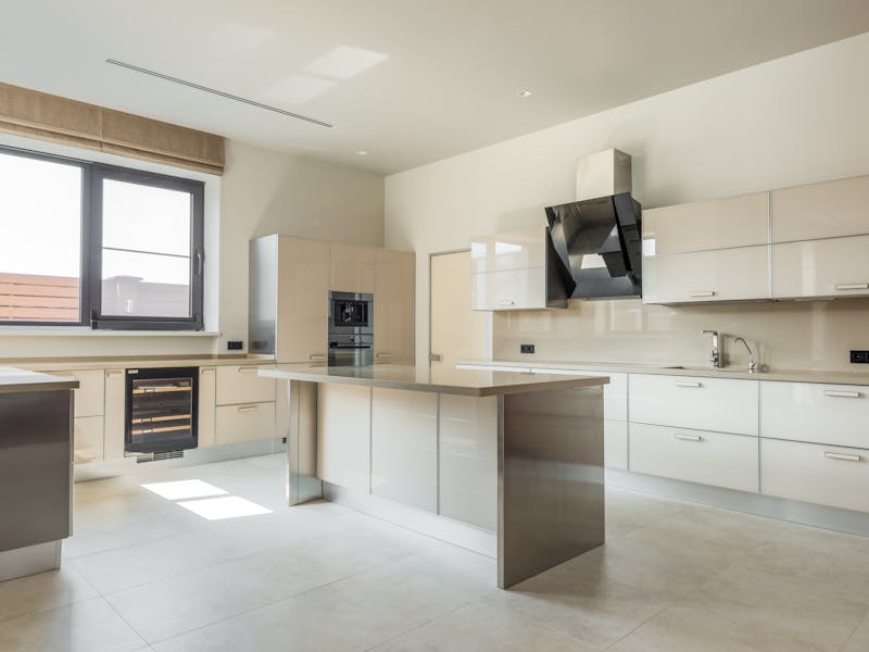 ** Savjeti za Minimalizam i Funkcionalnost u Enterijeru** - Fourth Image