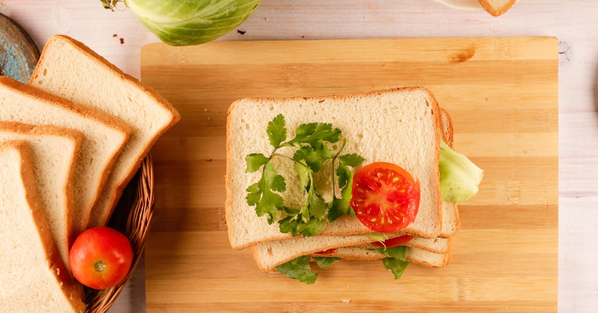 Top 6 Začinskog Bilja za Uzgajanje u Vrtu: Savjeti za Svježe i Zdrave Obroke