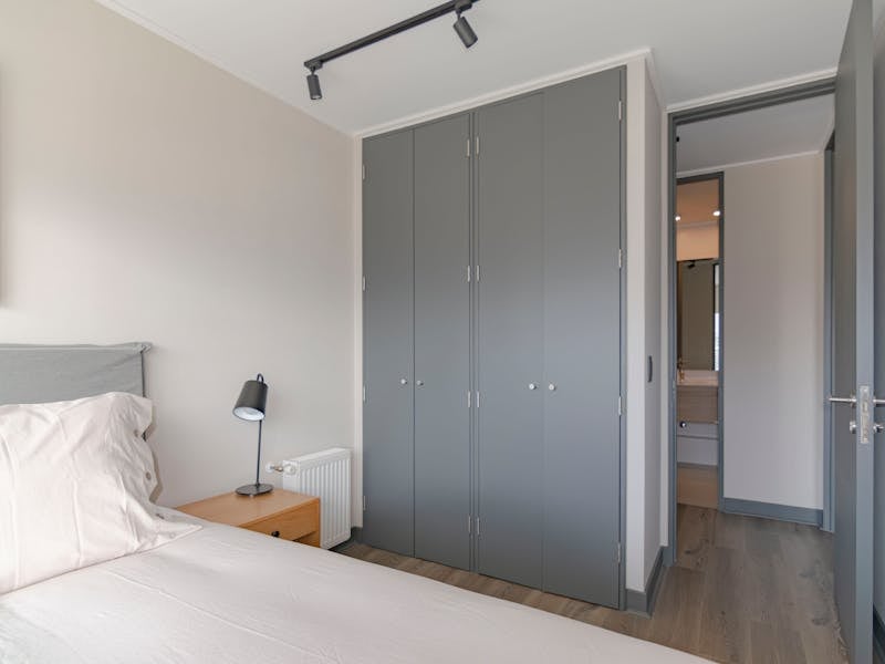 **Zen Dizajn: Kako Urediti Enterijer za Srećniji i Opuštajući Dom** - Second Image