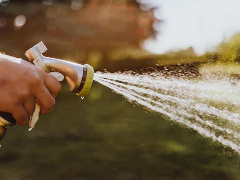 **Osvježite Svoj Dom i Vrt: Inspirativne Proljetne DIY Ideje za 2023.** - Fourth Image