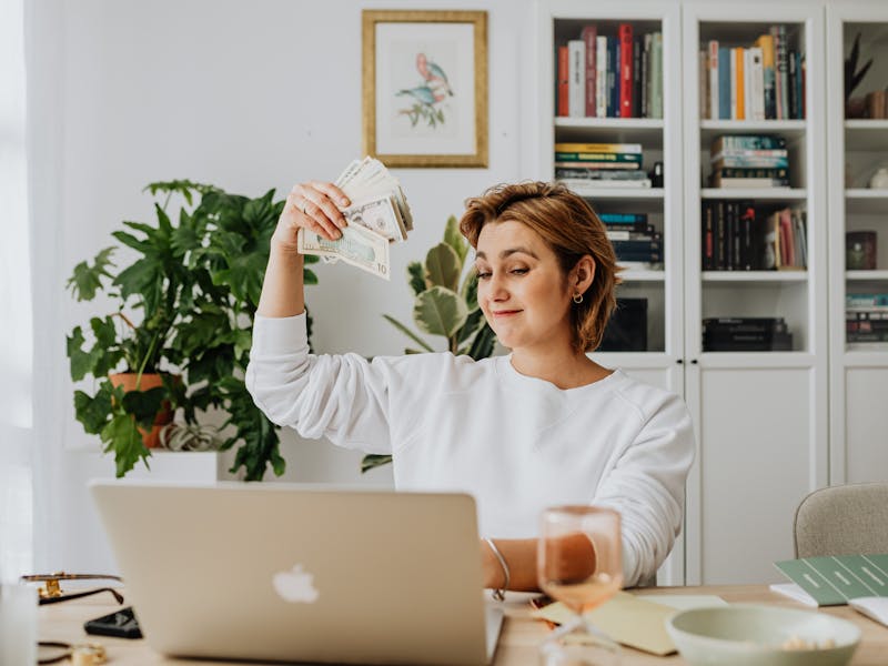 **Zarađivanje Novca Uz Baštovanstvo: Vodič za Uspješno Sađenje i Prodaju Biljaka** - Third Image