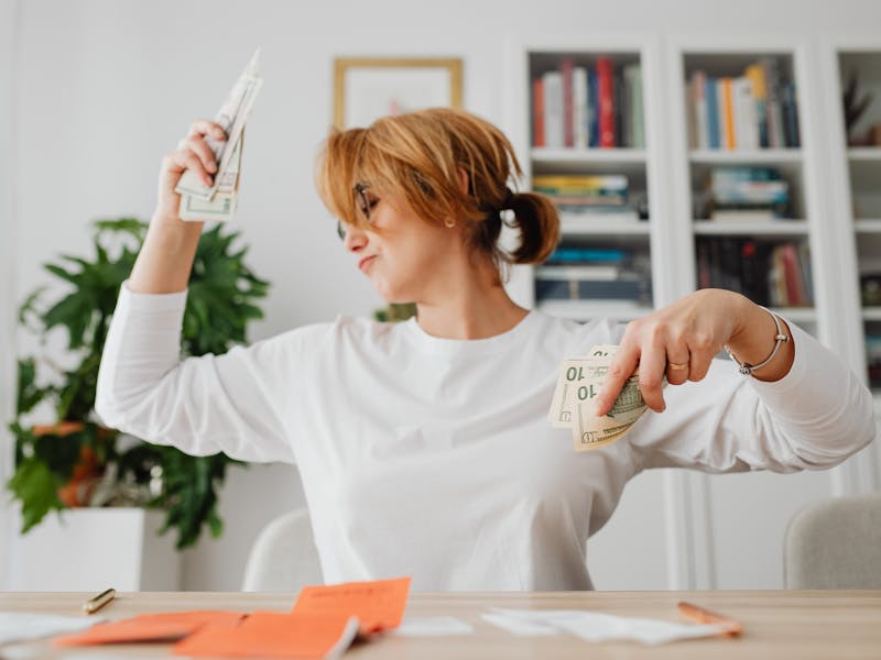 **Kako Urediti Svoj Dom za Privlačenje Sreće i Bogatstva: Savjeti za Uspješan Život** - Third Image