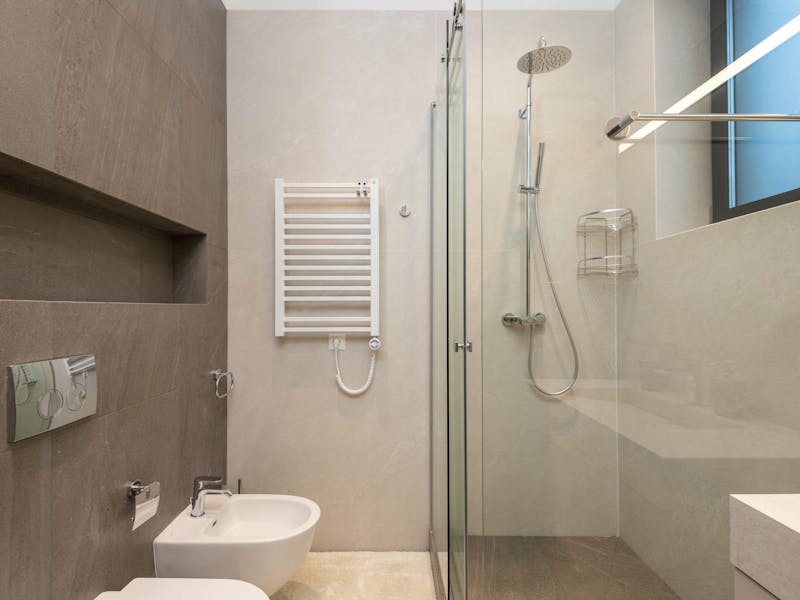 ** Praktični Savjeti za Minimalistički i Funkcionalni Stil** - Fourth Image