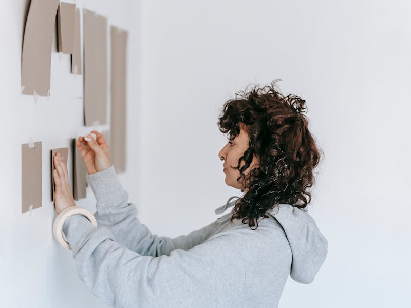 **Naslov za SEO i Adsense: DIY Kreativne Ideje za Unapređenje Prostorija: Personalizirajte Svoj Dom s Jednostavnim Projektima** - Second Image