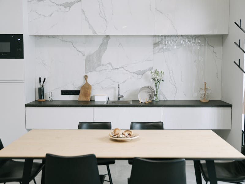 **Kako Skandinavsko Uređenje Doma Mijenja Prostor: Savjeti za Svijetli i Funkcionalni Stil** - Third Image