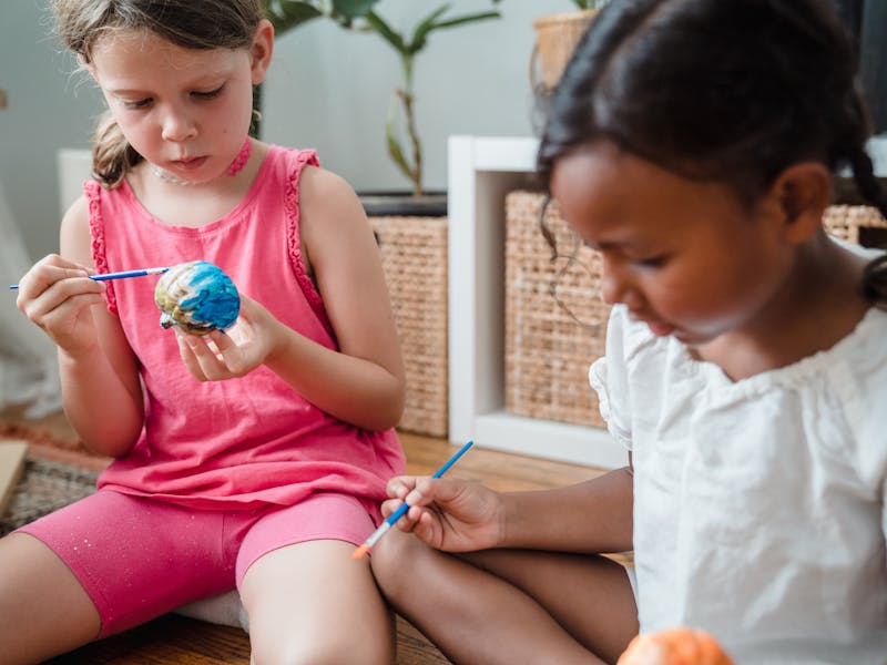 ** Kreativne Uradi Sam Ideje za Oslobađanje Mašte: Dekoracija, Umetnost i Porodične Aktivnosti** - Second Image