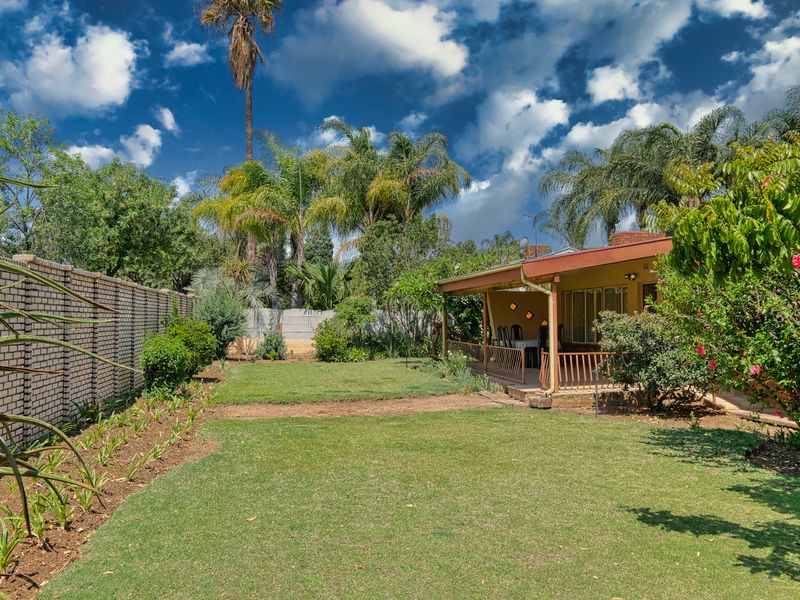 **Savjeti za Vrt i Baštu: Kako Stvoriti Oazu Prirode u Svom Dvorištu** - Second Image