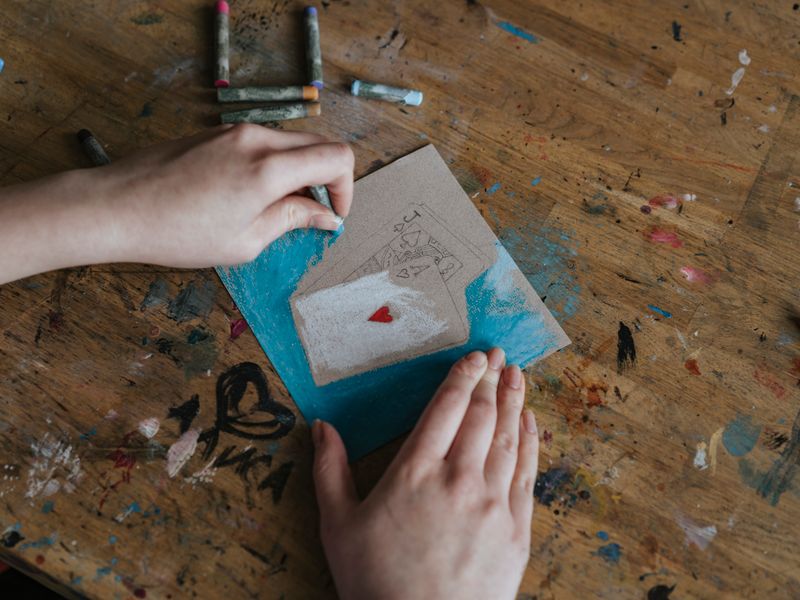 **Vrhunske DIY Ideje: Kreativni Uradi Sam Projekti za Personalizaciju Vašeg Prostora** - Fourth Image