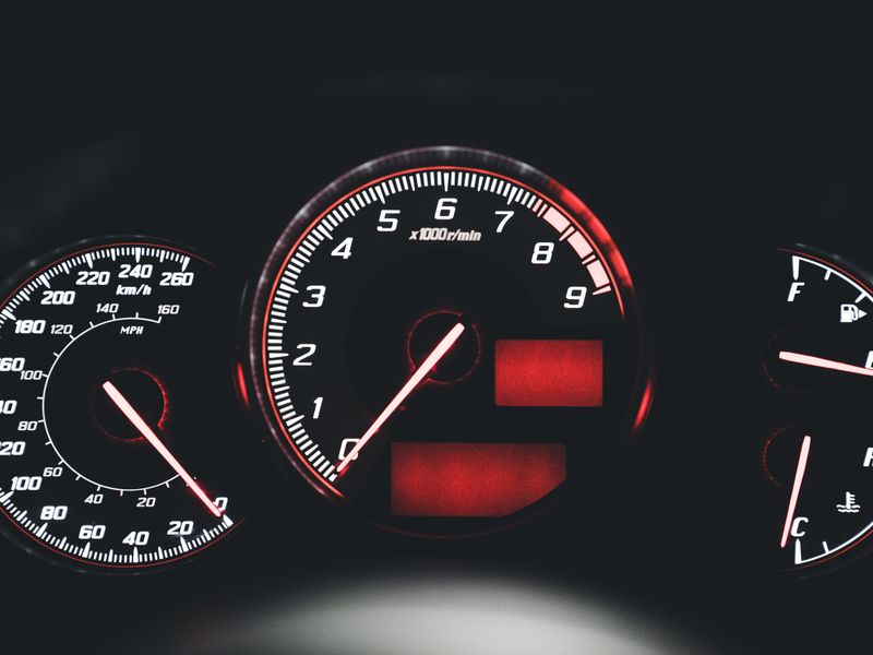 Vožnja s upaljenom check engine lampicom: Što prvo provjeriti? - Third Image