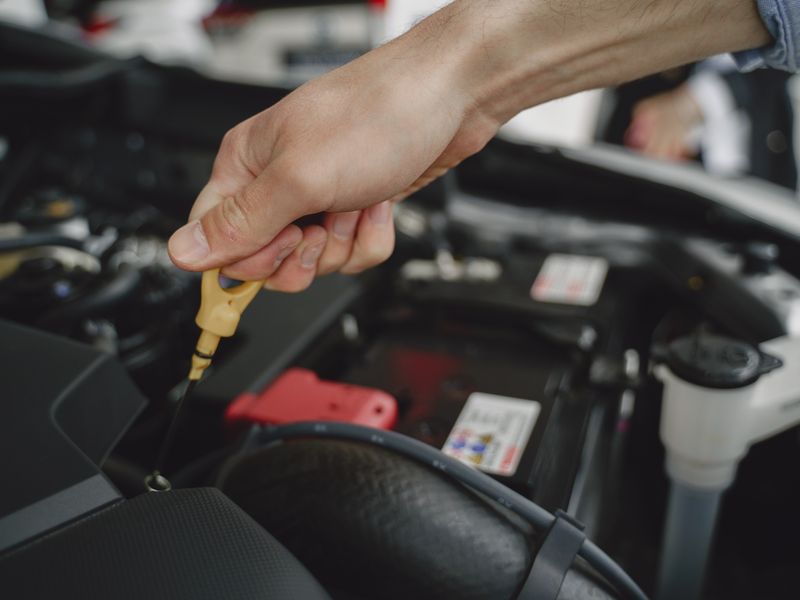 Vožnja s upaljenom lampicom check engine: kada je to rizično i što učiniti? - Second Image